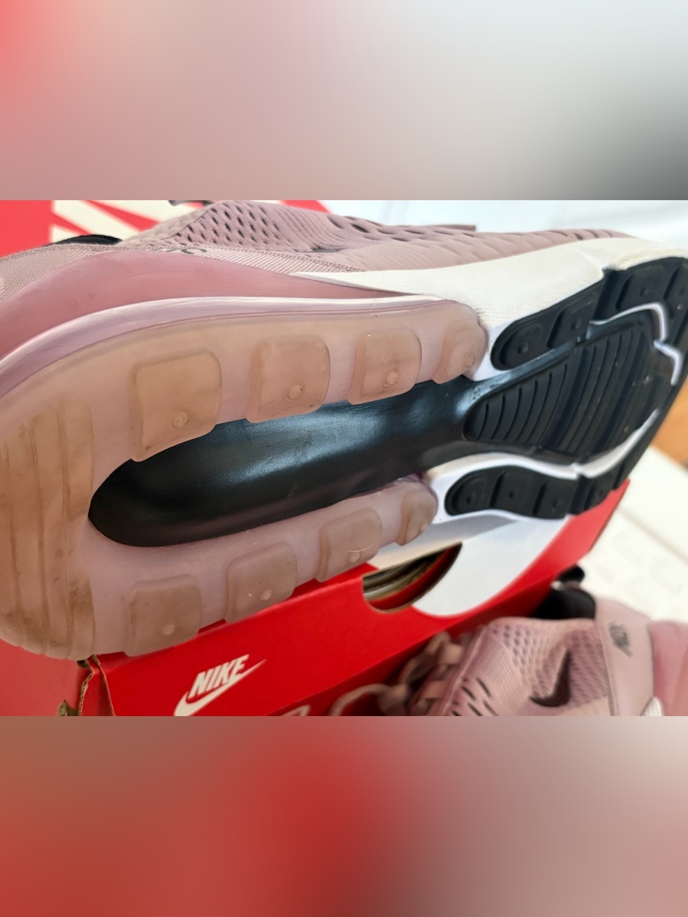 Nike Air Max 270 Sneakers Shoe size 6.5Y / 8W elemental rose worn 2x! - Picture 7 of 8